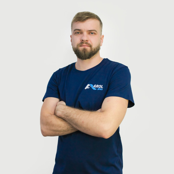 Михайло Макаров. Технік протезист